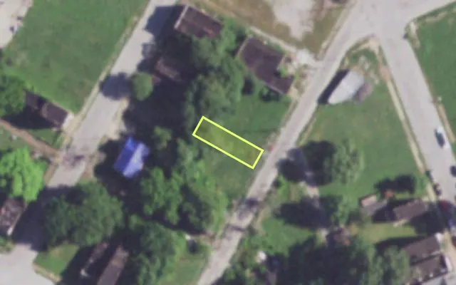 Aerial view of 4025 GLASGOW AV — vacant lot, St. Louis with approximate parcel outline