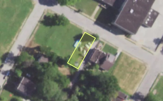 Aerial view of 5522 WABADA AV — vacant lot, St. Louis with approximate parcel outline
