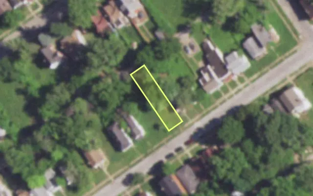 Aerial view of 5053 GENEVIEVE AV — vacant lot, St. Louis with approximate parcel outline