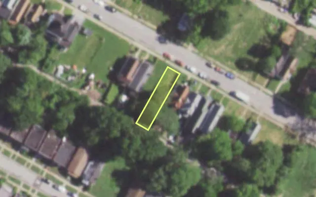 Aerial view of 5710 ROOSEVELT PL — vacant lot, St. Louis with approximate parcel outline