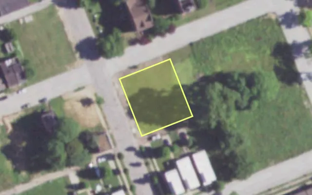 Aerial view of 1222 MONROE ST — vacant lot, St. Louis with approximate parcel outline