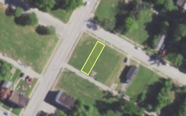 Aerial view of 5758 KENNERLY AV — vacant lot, St. Louis with approximate parcel outline