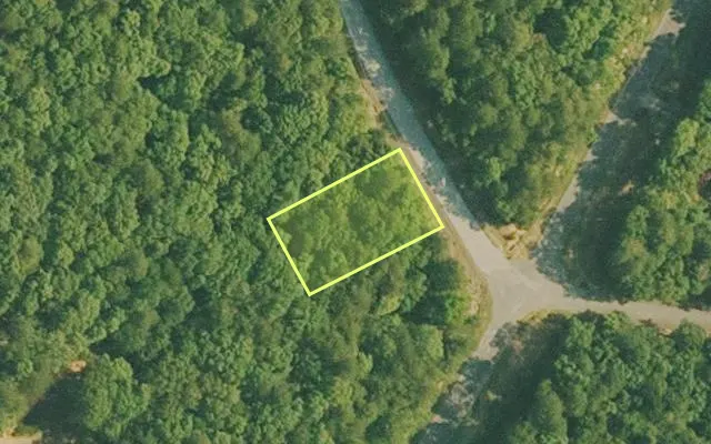 Aerial view of VAN BUREN County parcel 4400-22267-0000 — Arkansas post-auction with approximate parcel outline