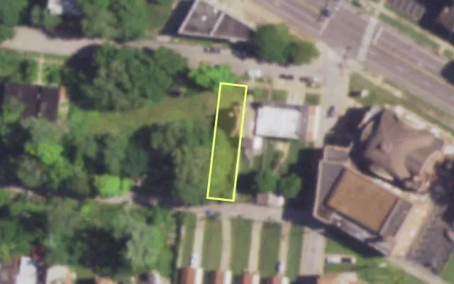 Aerial view of 4610 VERNON AV — vacant lot, St. Louis with approximate parcel outline