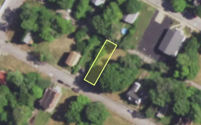 Aerial view of 4591 NORTH MARKET ST — vacant lot, St. Louis with approximate parcel outline