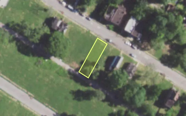 Aerial view of 5858 COTE BRILLIANTE AV — vacant lot, St. Louis with approximate parcel outline