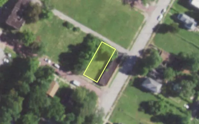 Aerial view of 5553 TERRY AV — vacant lot, St. Louis with approximate parcel outline