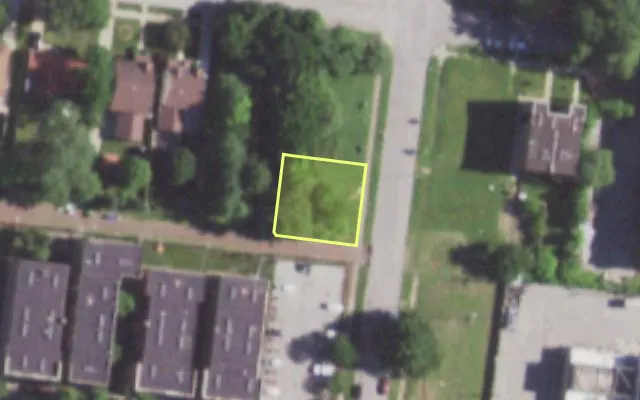 Aerial view of 775 CLARA AV — vacant lot, St. Louis with approximate parcel outline