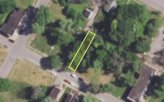 Aerial view of 4455 KENNERLY AV — vacant lot, St. Louis with approximate parcel outline