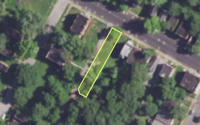 Aerial view of 4328 LEE AV — vacant lot, St. Louis with approximate parcel outline