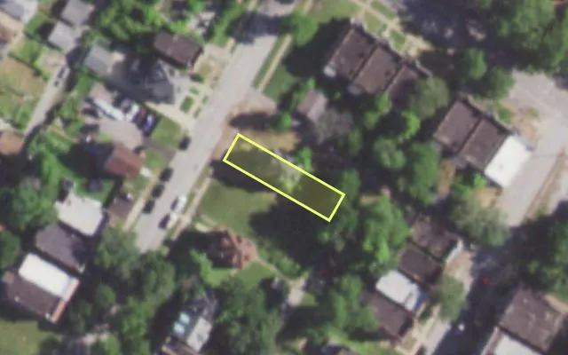 Aerial view of 1232 CLARA AV — vacant lot, St. Louis with approximate parcel outline