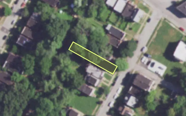 Aerial view of 4249 HARRIS AV — vacant lot, St. Louis with approximate parcel outline