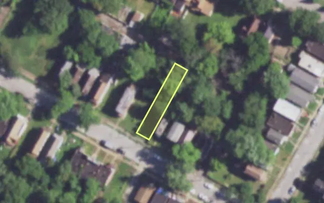 Aerial view of 4125 PENROSE ST — vacant lot, St. Louis with approximate parcel outline
