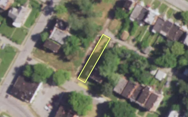 Aerial view of 4859 LABADIE AV — vacant lot, St. Louis with approximate parcel outline