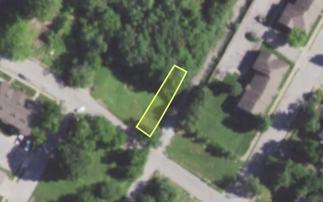Aerial view of 6113 LOTUS AV — vacant lot, St. Louis with approximate parcel outline