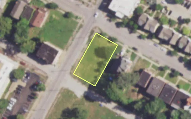 Aerial view of 4064 WEST BELLE PL — vacant lot, St. Louis with approximate parcel outline