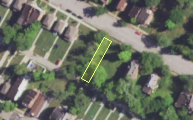 Aerial view of 4214 W COOK AV — vacant lot, St. Louis with approximate parcel outline