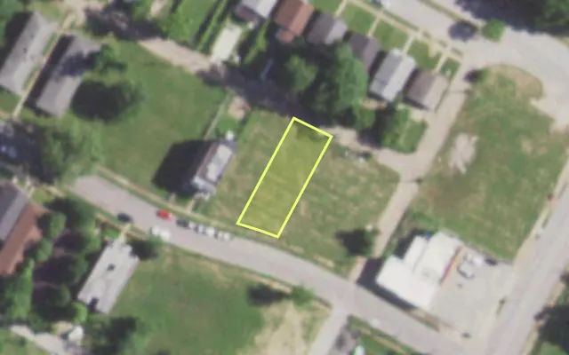Aerial view of 5823 ROOSEVELT PL — vacant lot, St. Louis with approximate parcel outline
