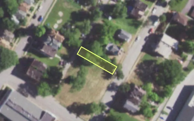 Aerial view of 1367 BURD AV — vacant lot, St. Louis with approximate parcel outline