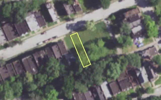 Aerial view of 1124 NEWHOUSE AV — vacant lot, St. Louis with approximate parcel outline
