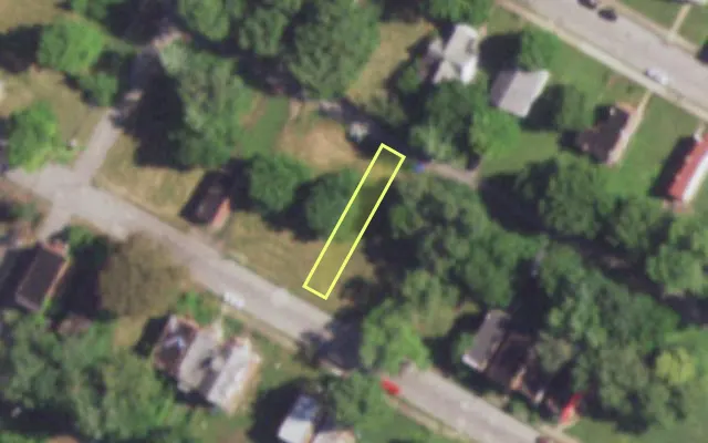 Aerial view of 4435 NORTH MARKET ST — vacant lot, St. Louis with approximate parcel outline