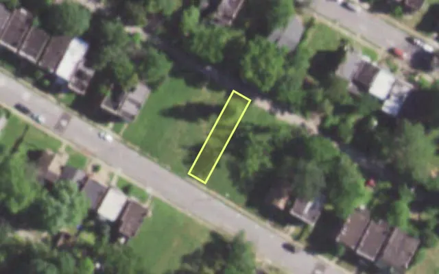 Aerial view of 5833 LOTUS AV — vacant lot, St. Louis with approximate parcel outline