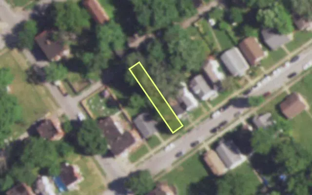 Aerial view of 5211 GILMORE AV — vacant lot, St. Louis with approximate parcel outline