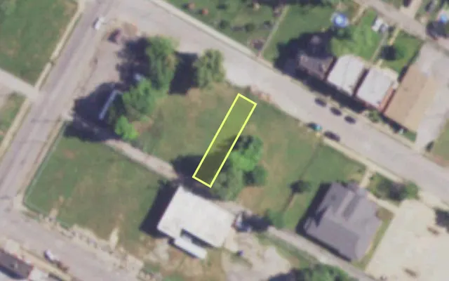 Aerial view of 3850 ST FERDINAND AV — vacant lot, St. Louis with approximate parcel outline