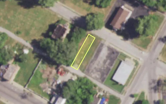 Aerial view of 4418 ALDINE AV — vacant lot, St. Louis with approximate parcel outline