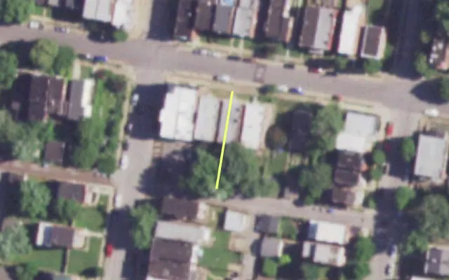 Aerial view of 2752 H WYOMING ST — vacant lot, St. Louis with approximate parcel outline