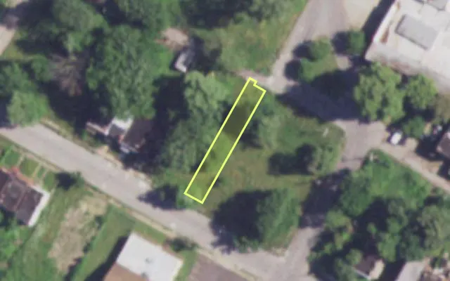Aerial view of 4215 W LABADIE AV — vacant lot, St. Louis with approximate parcel outline