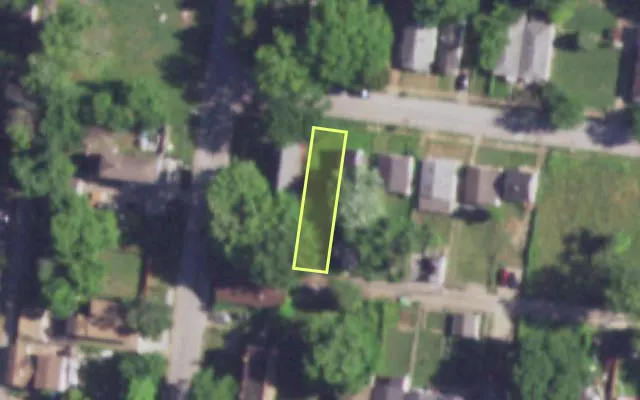 Aerial view of 972 ELIAS AV — vacant lot, St. Louis with approximate parcel outline