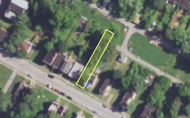 Aerial view of 4455 KOSSUTH AV — vacant lot, St. Louis with approximate parcel outline