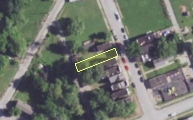 Aerial view of 4019 N 25TH ST — vacant lot, St. Louis with approximate parcel outline