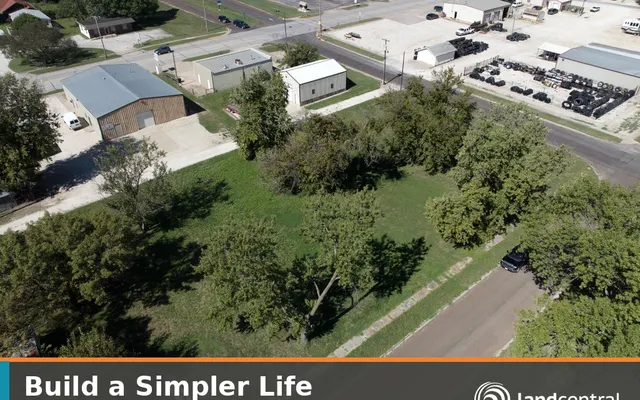 LandCentral listing preview for 0.14 acres in Allen, KS — 15956