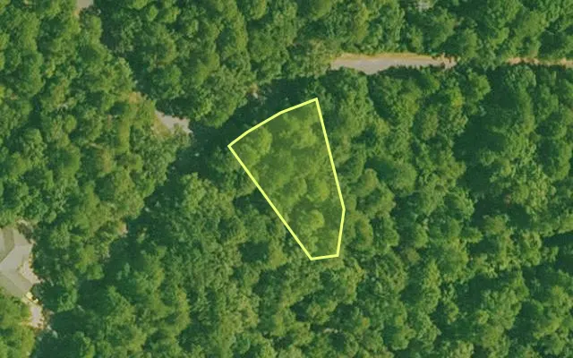 Aerial view of SALINE County parcel 440-00112-000 — Arkansas post-auction with approximate parcel outline