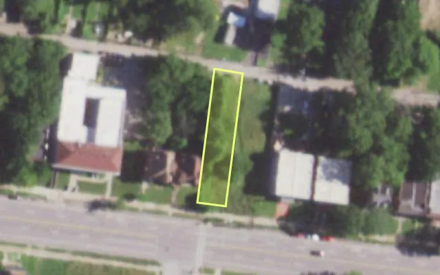Aerial view of 5217 PAGE BLVD — vacant lot, St. Louis with approximate parcel outline