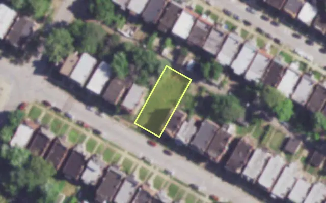 Aerial view of 3949 ASHLAND AV — vacant lot, St. Louis with approximate parcel outline