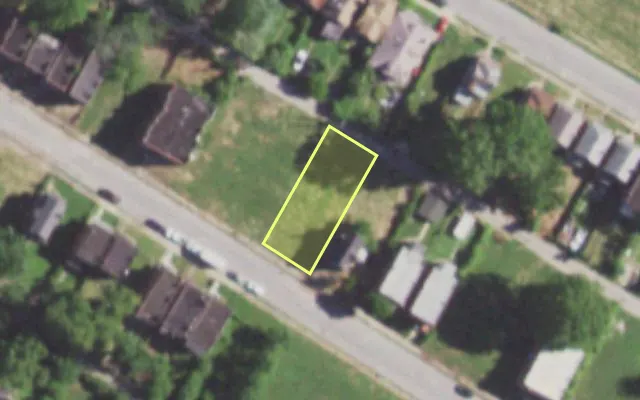 Aerial view of 5939 HIGHLAND AV — vacant lot, St. Louis with approximate parcel outline