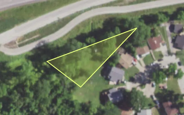 Aerial view of 8011 TESSON CT — vacant lot, St. Louis with approximate parcel outline