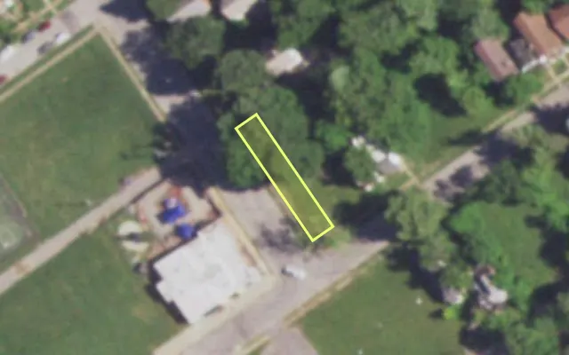 Aerial view of 5609 LILLIAN AV — vacant lot, St. Louis with approximate parcel outline