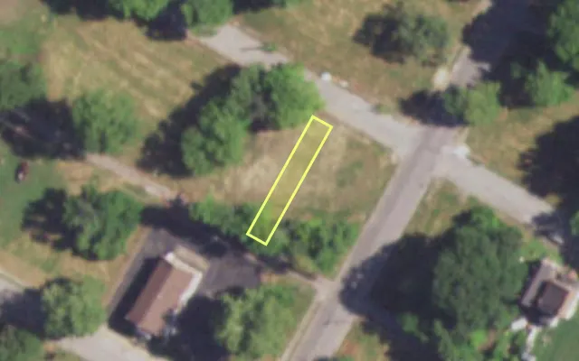 Aerial view of 4406 COTE BRILLIANTE AV — vacant lot, St. Louis with approximate parcel outline