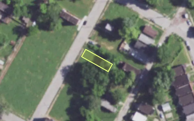 Aerial view of 4150 GROVE ST — vacant lot, St. Louis with approximate parcel outline