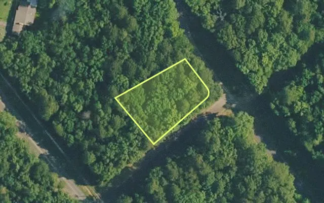 Aerial view of VAN BUREN County parcel 4400-04101-0000 — Arkansas post-auction with approximate parcel outline