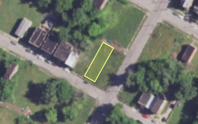 Aerial view of 4005 ALDINE AV — vacant lot, St. Louis with approximate parcel outline