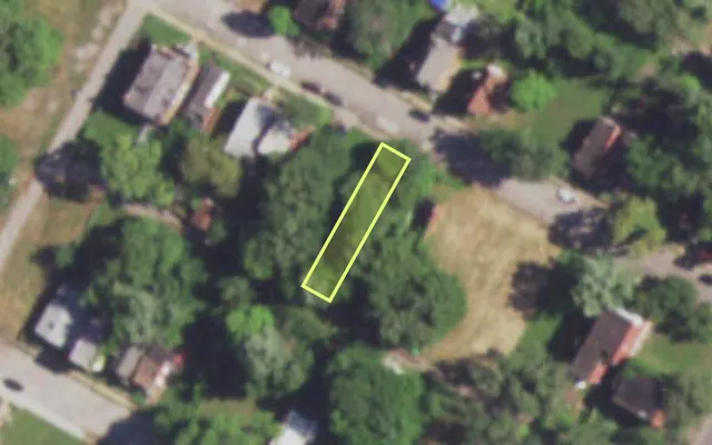 Aerial view of 4430 GARFIELD AV — vacant lot, St. Louis with approximate parcel outline