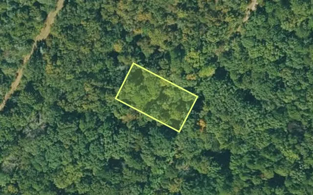Aerial view of VAN BUREN County parcel 4300-04009-0000 — Arkansas post-auction with approximate parcel outline