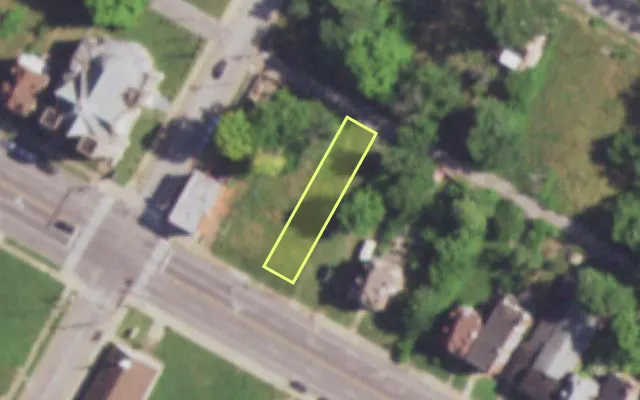 Aerial view of 4255 W PAGE BLVD — vacant lot, St. Louis with approximate parcel outline