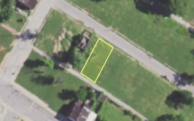 Aerial view of 5882 THEODOSIA AV — vacant lot, St. Louis with approximate parcel outline