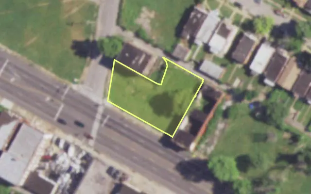 Aerial view of 4875 NATURAL BRIDGE AV — vacant lot, St. Louis with approximate parcel outline